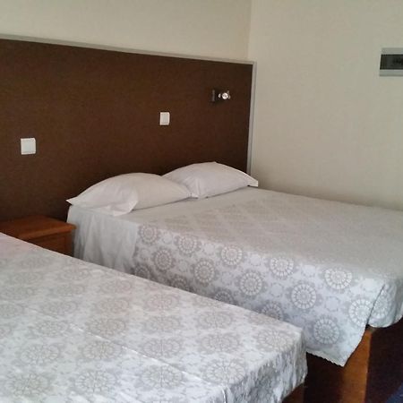 Pensao Lourenco Curia Room photo