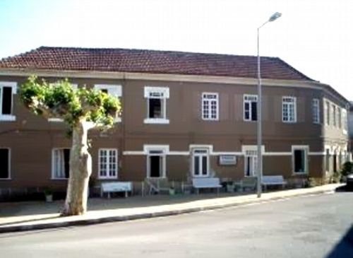 Pensao Lourenco Curia Exterior photo